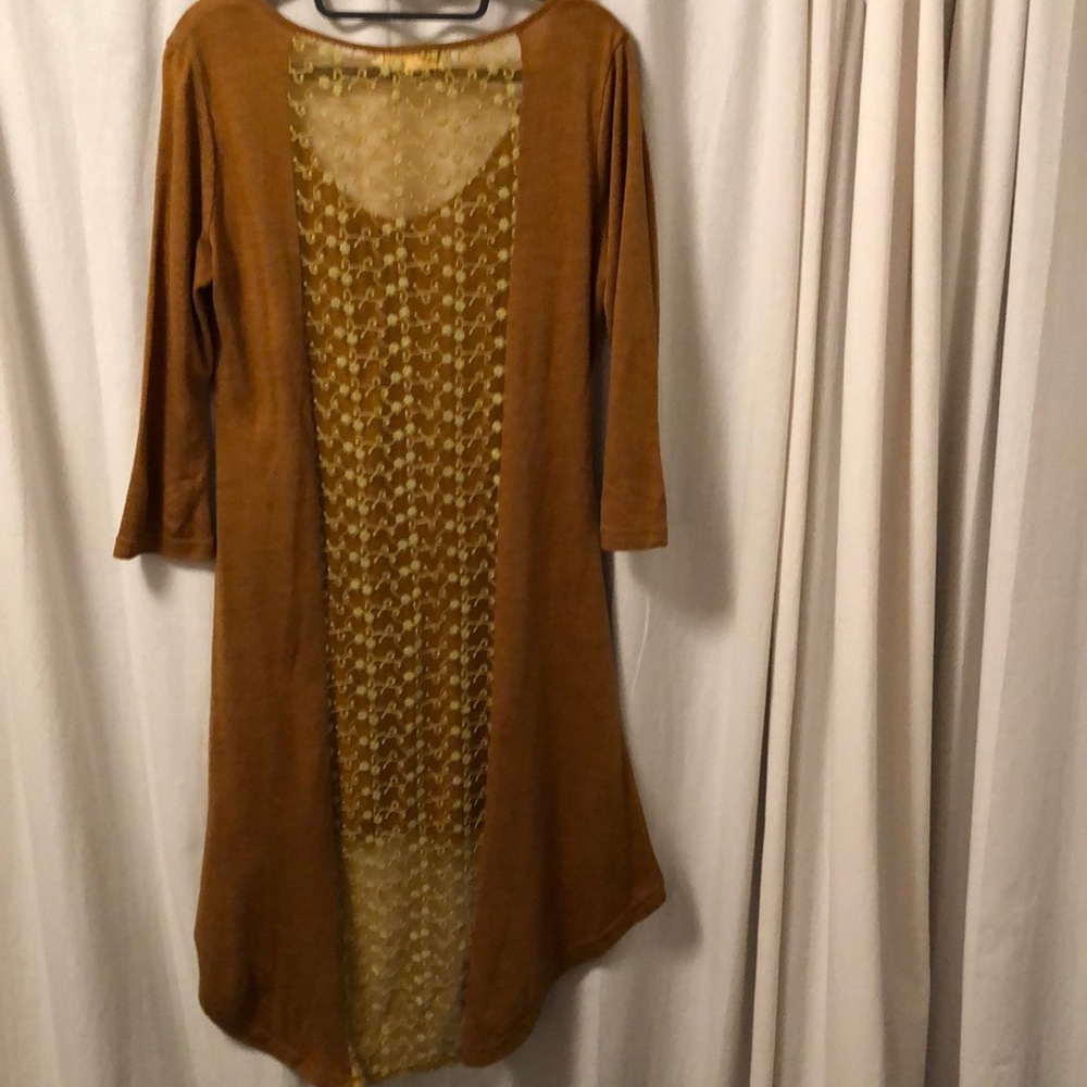 Tunic - Picture 2 of 3